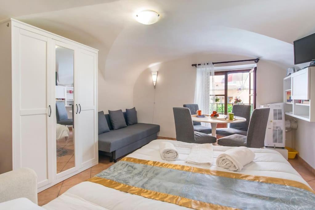 Vatican Little Apartamento