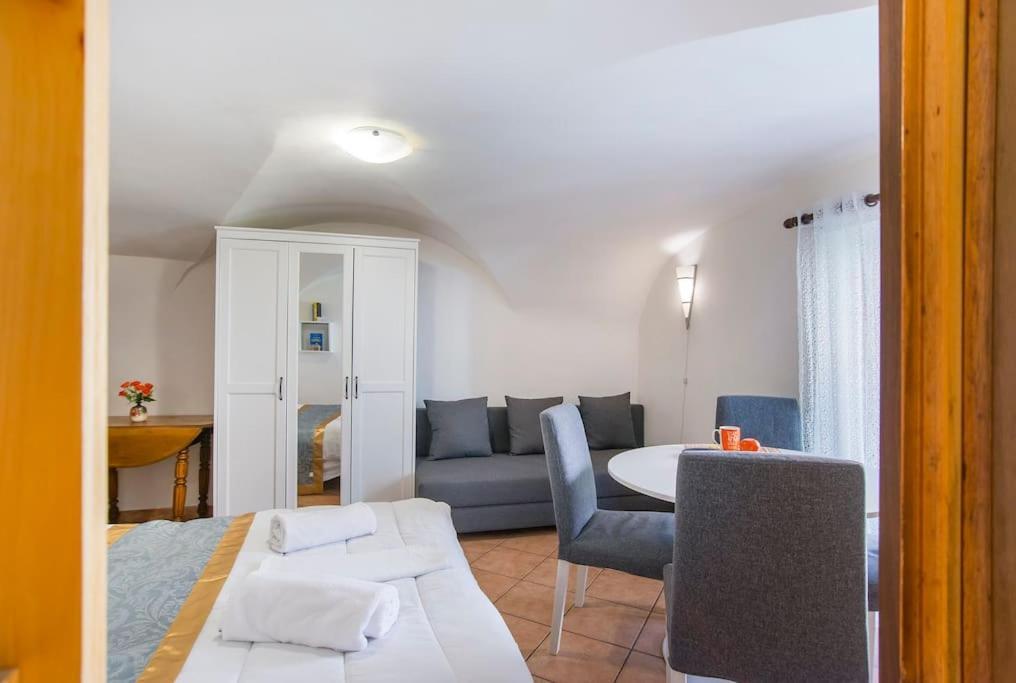 Vatican Little Apartamento